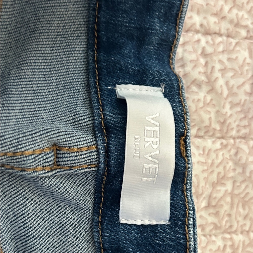 Women’s Vervet Blue Jeans - Picture 3 of 5